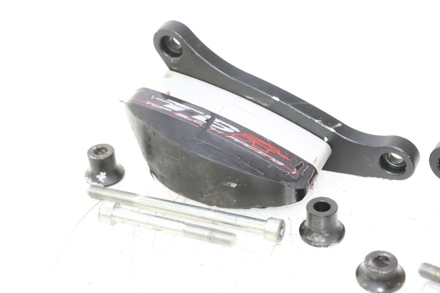 photo de MOTORDEMPING SUZUKI SV S 650 (2003 - 2009) - Kenmerkende details