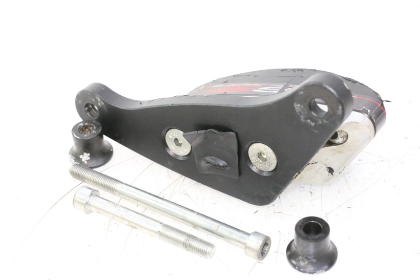 photo de MOTORDEMPING SUZUKI SV S 650 (2003 - 2009) - Overzicht