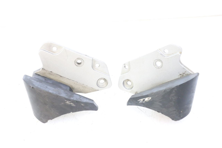 photo de MOTORDEMPING YAMAHA XJ6 600 (2008 - 2016) - Hoofdaanzicht