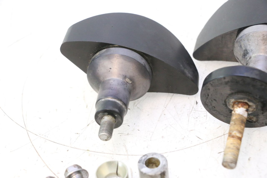 photo de MOTORENSTEUN YAMAHA YZF R6 600 (2008 - 2009) - Markeringen en referenties