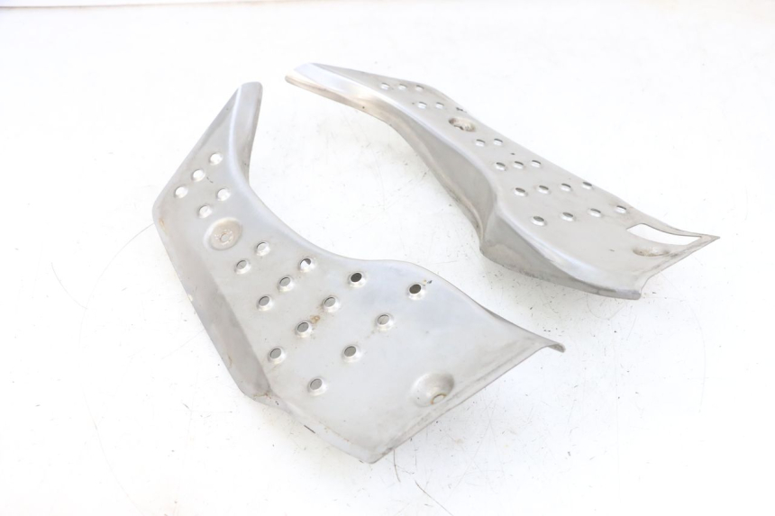 photo de VOETSTEUNMATTEN ADIVA AD3 300 (2014 - 2020) - Bevestigingspunten