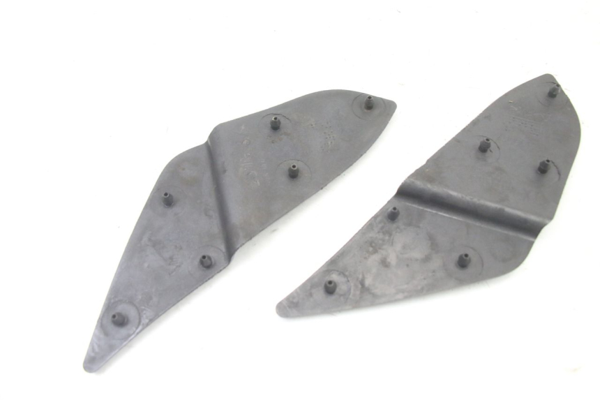 photo de VOETSTEUNMATTEN APRILIA ATLANTIC 125 (2003 - 2009) - Zoom op gebruiksstaat