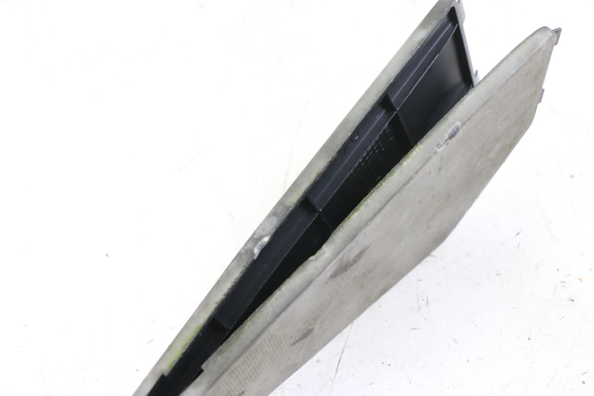 photo de VOETSTEUNMATTEN APRILIA SR MOTARD 50 (2012 - 2018) - Detail van het onderdeel