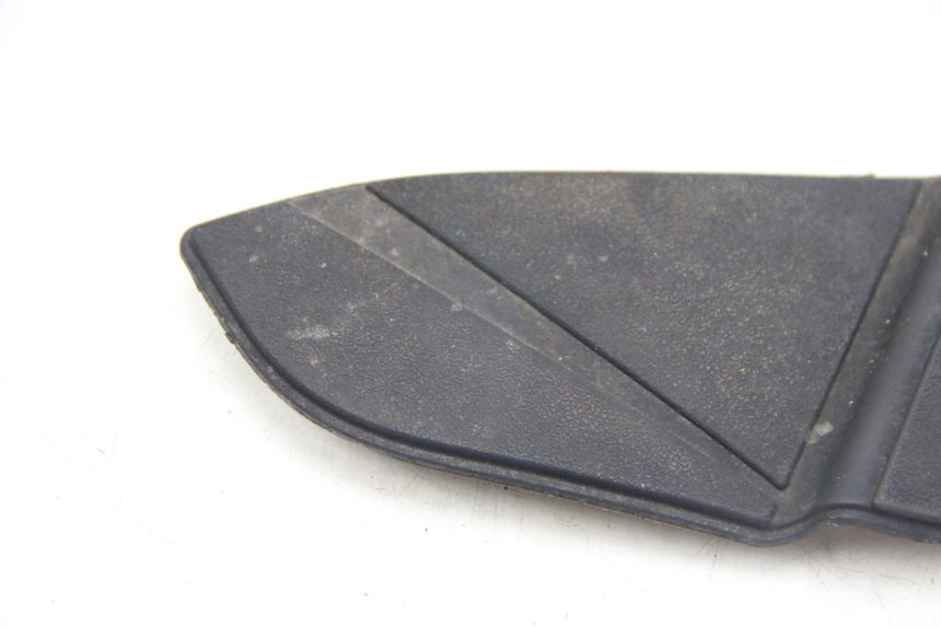 photo de VOETSTEUNMATTEN APRILIA ATLANTIC 500 (2002 - 2003) - Andere kijkhoek