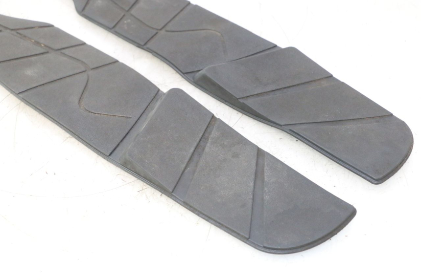 photo de VOETSTEUNMAT APRILIA ATLANTIC S 125 (2010 - 2013) - Technische close-up