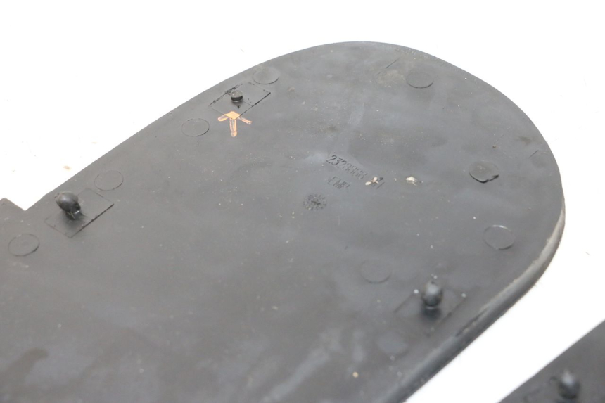 photo de VOETSTEUNMATTEN BMW C1 125 (2000 - 2003) - Zoom op gebruiksstaat