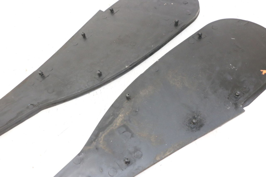 photo de VOETSTEUNMATTEN BMW C1 125 (2000 - 2003) - Technische close-up