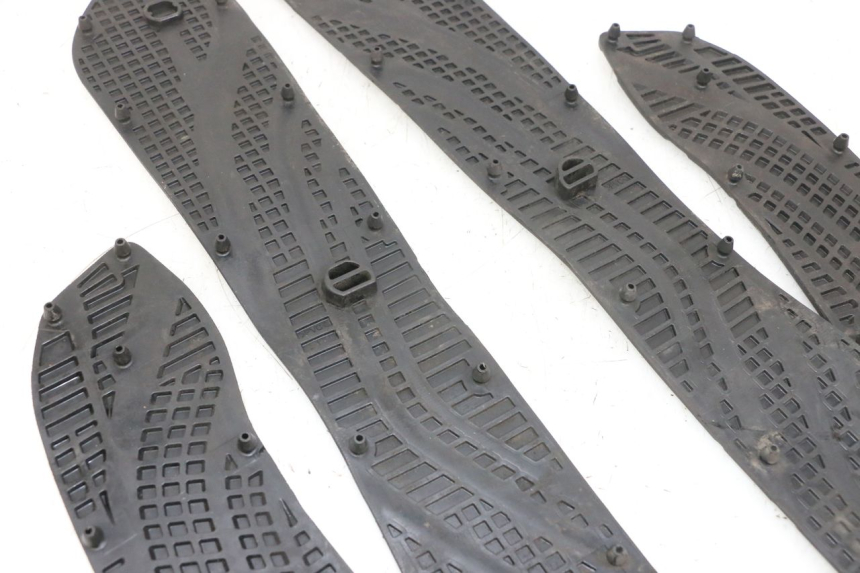 photo de VOETSTEUNMATTEN SUZUKI BURGMAN 650 (2013 - 2020) - Zoom op gebruiksstaat