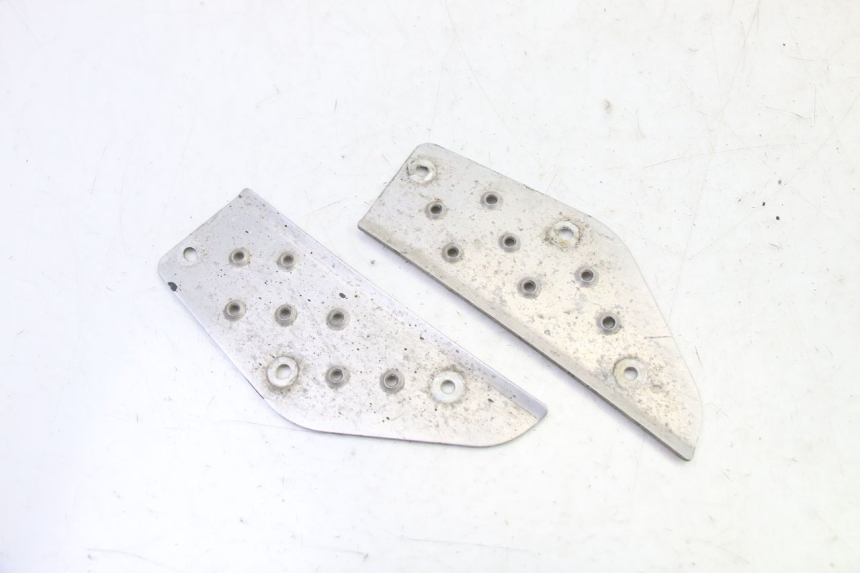 photo de VOETSTEUNMATTEN YAMAHA BW'S 100 (1999 - 2002) - Andere kijkhoek