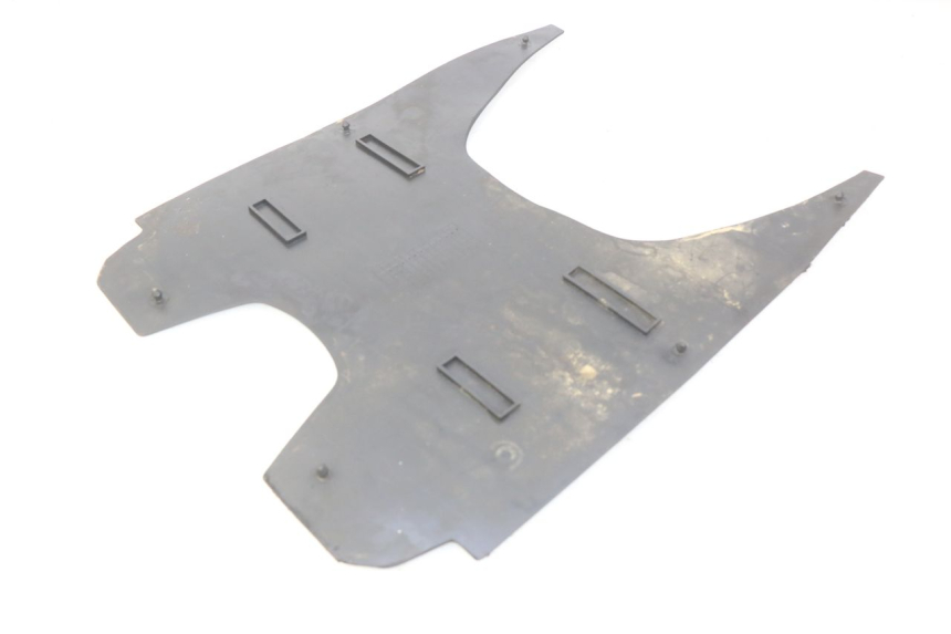 photo de VOETSTEUNMATTEN SUZUKI CP 80 (1985 - 1996) - Zoom op gebruiksstaat