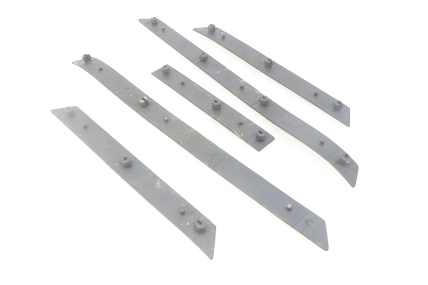 photo de VOETSTEPPENMAT PEUGEOT DJANGO 2T 50 (2014 - 2019) - Detail van het onderdeel