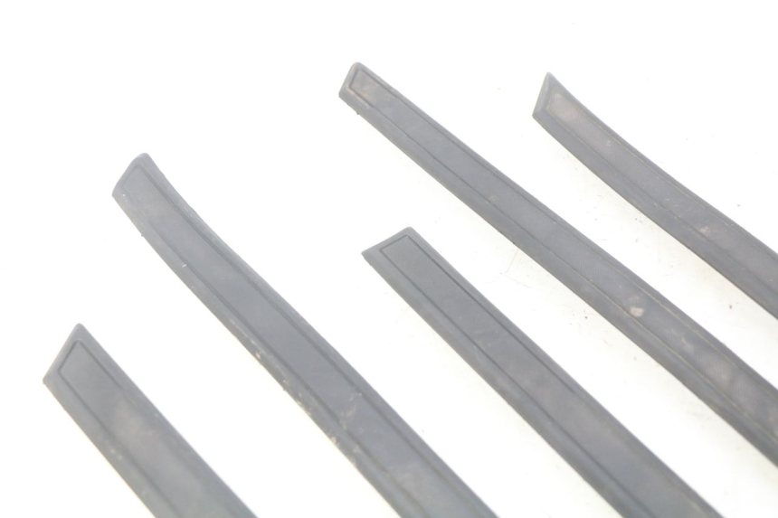 photo de VOETSTEPPENMAT PEUGEOT DJANGO 2T 50 (2014 - 2019) - Andere kijkhoek