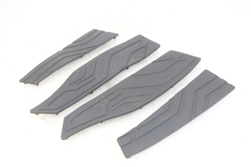 photo de VOETSTEUNMATTEN KYMCO DOWNTOWN ABS 125 (2015 - 2017) - Zoom op gebruiksstaat