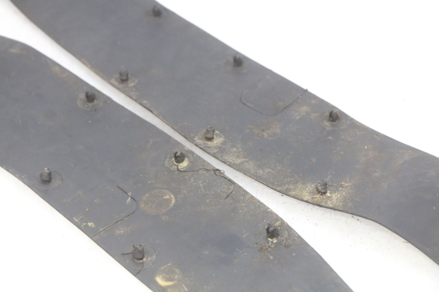 photo de VOETSTEUNMATTEN HONDA FES PANTHEON 2T 125 (1998 - 2002) - Zoom op gebruiksstaat