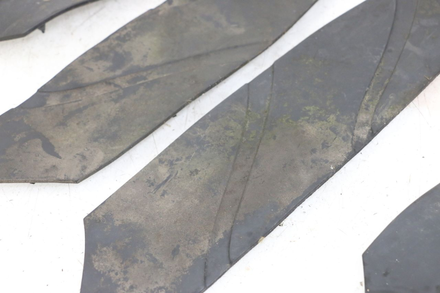 photo de VOETSTEUNMATTEN HONDA FES S-WING SWING ABS 125 (2007 - 2015) - Zoom op gebruiksstaat