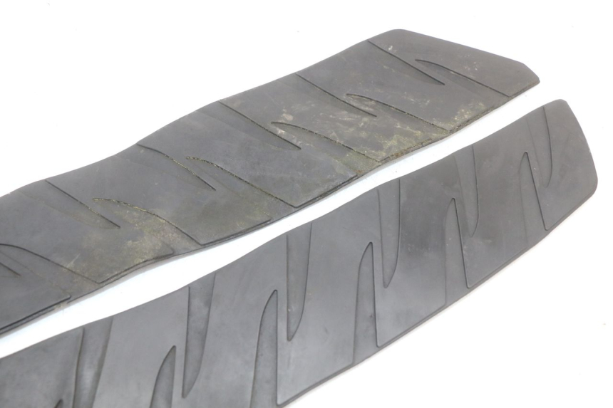 photo de VOETSTEPPENMATTEN HONDA FJS SILVER WING SILVERWING 400 (2005 - 2008) - Andere kijkhoek