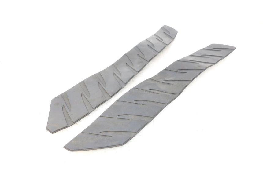 photo de VOETSTEPPENMATTEN HONDA FJS SILVER WING SILVERWING 400 (2005 - 2008) - Overzicht