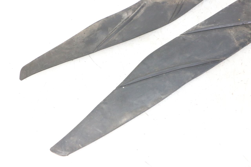 photo de VOETSTEPPENMAT HONDA FORZA ABS 300 (2013 - 2017) - Staat van het oppervlak