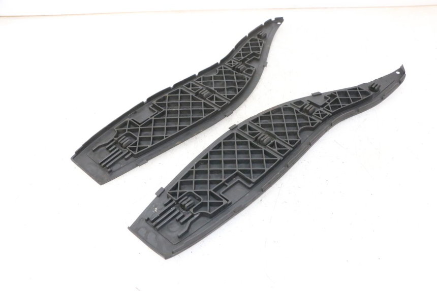 photo de VOETSTEUNMATTEN GILERA NEXUS 300 (2008 - 2013) - Andere kijkhoek