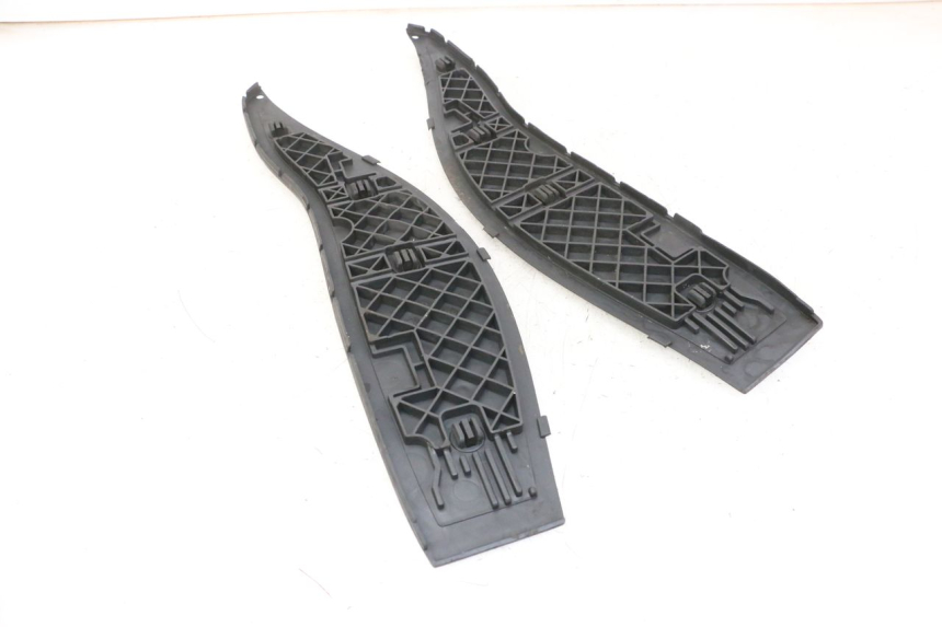 photo de VOETSTEUNMATTEN GILERA NEXUS 300 (2008 - 2013) - Technische close-up