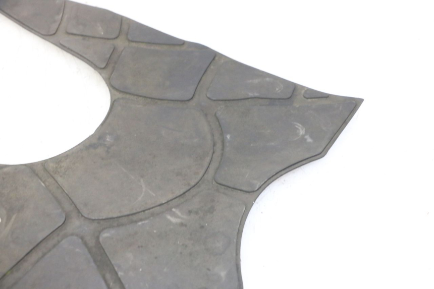 photo de VOETSTEPPENMATTEN KYMCO GRAND DINK 125 (2002 - 2007) - Zoom op gebruiksstaat