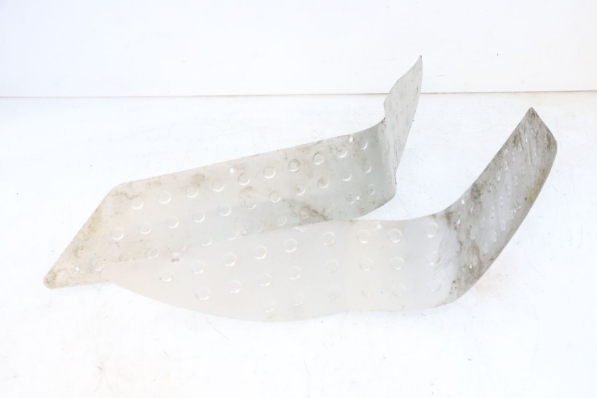 photo de VOETSTEUNMATTEN JM MOTORS GTS 125 (2015 - 2019) - Zoom op gebruiksstaat