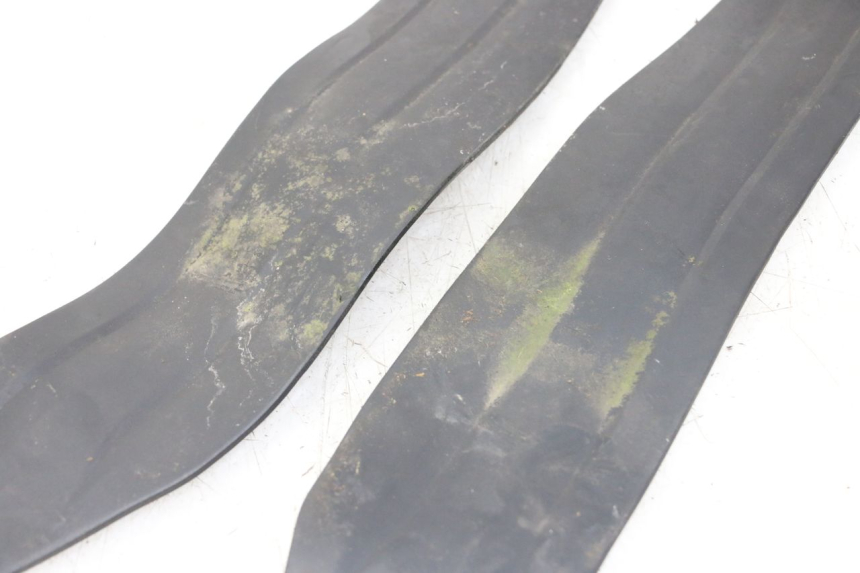 photo de VOETSTEPPENMAT HONDA PCX (JF57/JF64) 125 (2014 - 2018) - Technische close-up