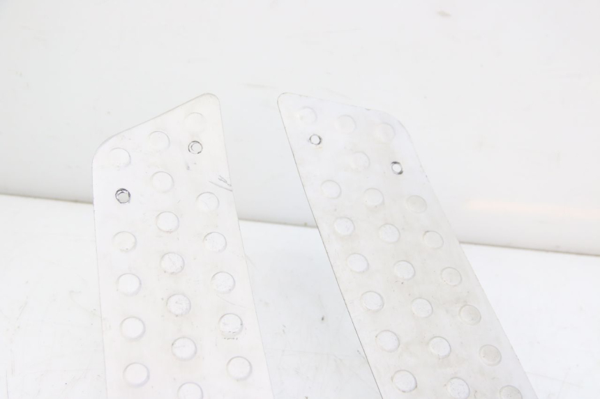 photo de VOETSTEUNMATTEN REVATTO IMPERATOR 125 (2007 - 2015) - Technische close-up