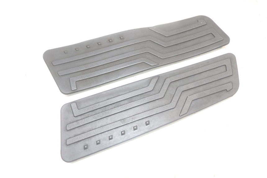 photo de VOETSTEPPENMAT KYMCO X-TOWN XTOWN 125 (2016 - 2021) - Detail van het onderdeel