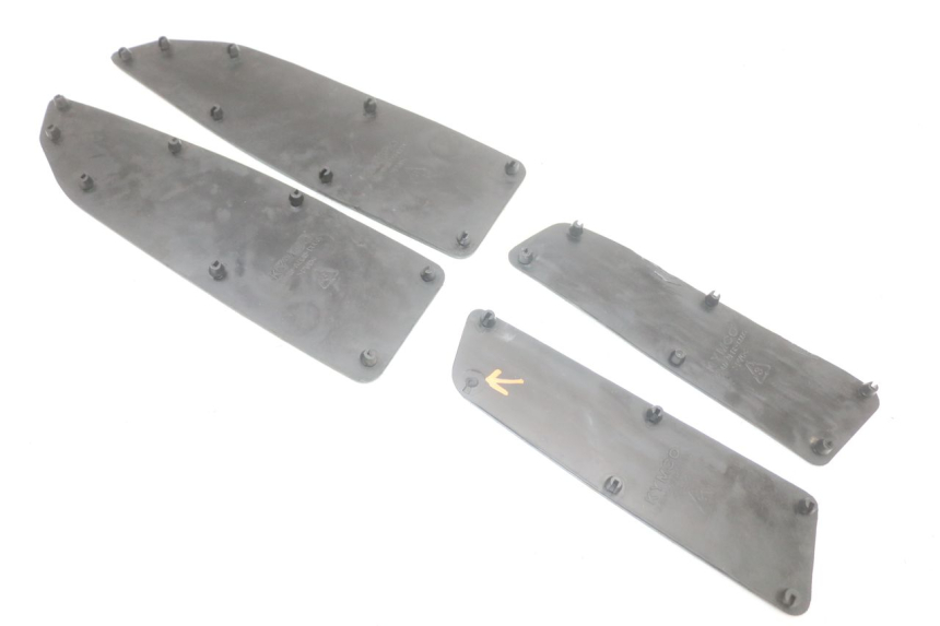 photo de VOETSTEPPENMAT KYMCO X-TOWN XTOWN 125 (2016 - 2021) - Technische close-up