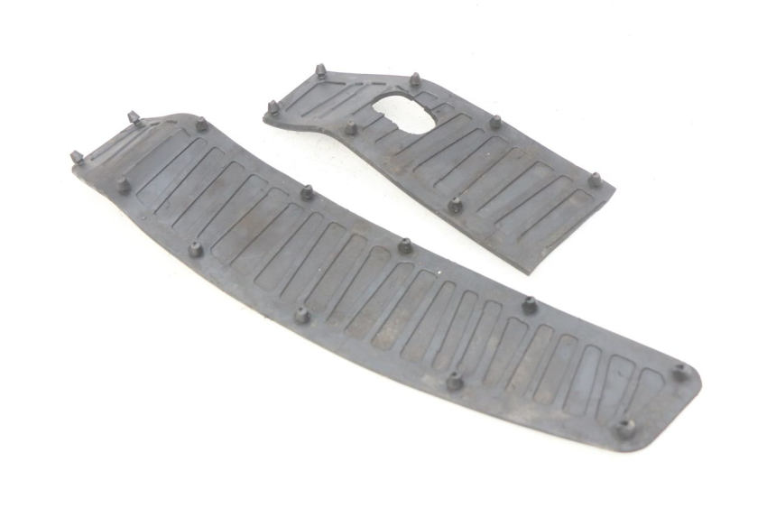 photo de VOETSTEUNMATTEN PIAGGIO MP3 LT 300 (2010 - 2016) - Detail van het onderdeel