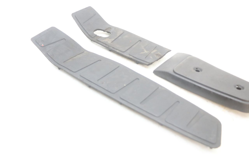 photo de VOETSTEUNMATTEN PIAGGIO MP3 LT 400 (2007 - 2012) - Andere kijkhoek