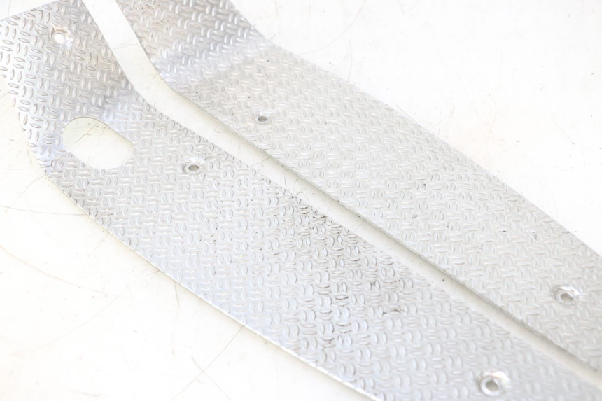 photo de VOETSTEUNMATTEN PIAGGIO MP3 LT 300 (2010 - 2016) - Technische close-up