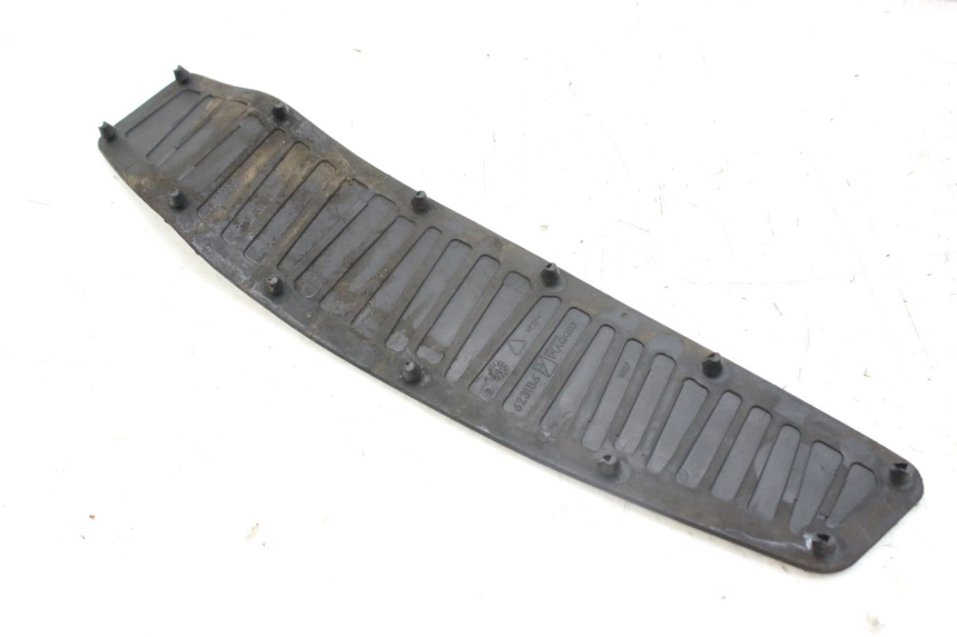 photo de VOETSTEPOKMAT PIAGGIO MP3 RL 250 (2006 - 2010) - Detail van het onderdeel