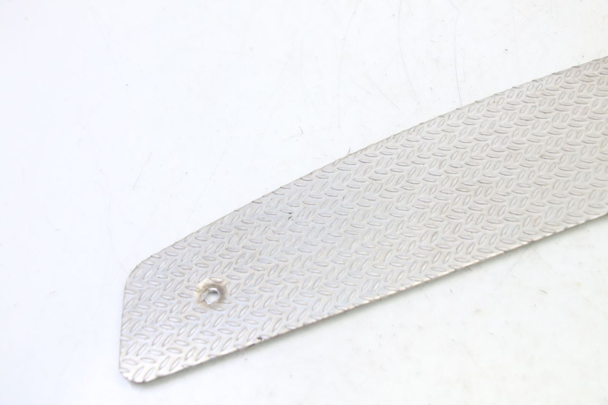 photo de VOETSTEPPENMAT PIAGGIO MP3 500 (2014 - 2017) - Detail van het onderdeel