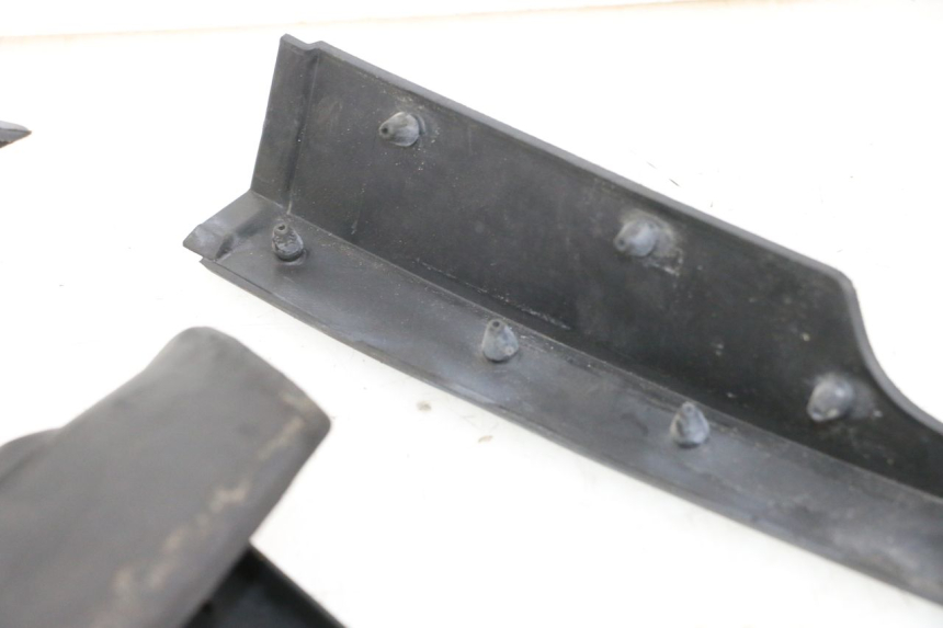 photo de VOETSTEUNMATTEN YAMAHA NEO'S CORE 1 (2022 - 2026) - Aanvullende foto