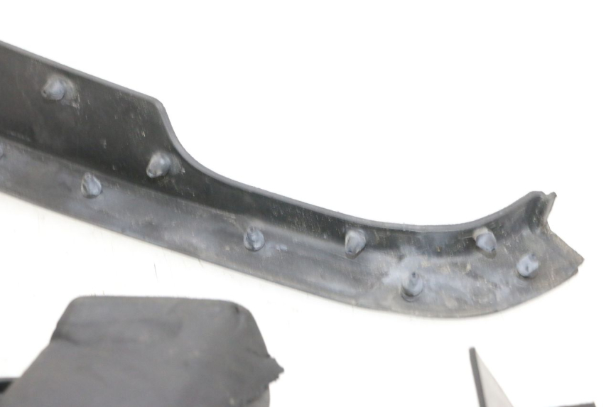 photo de VOETSTEUNMATTEN YAMAHA NEO'S CORE 1 (2022 - 2026) - Visuele inspectie