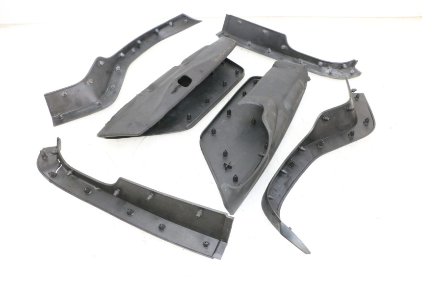 photo de VOETSTEUNMATTEN YAMAHA NEO'S CORE 1 (2022 - 2026) - Hoofdaanzicht