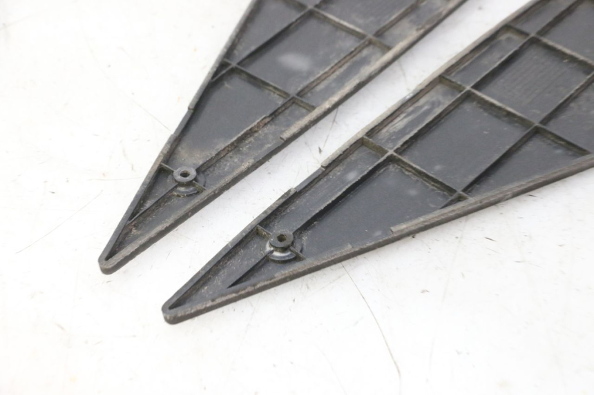 photo de VOETSTEUNMATTEN PIAGGIO NEW TYPHOON 50 (2010 - 2017) - Zoom op gebruiksstaat