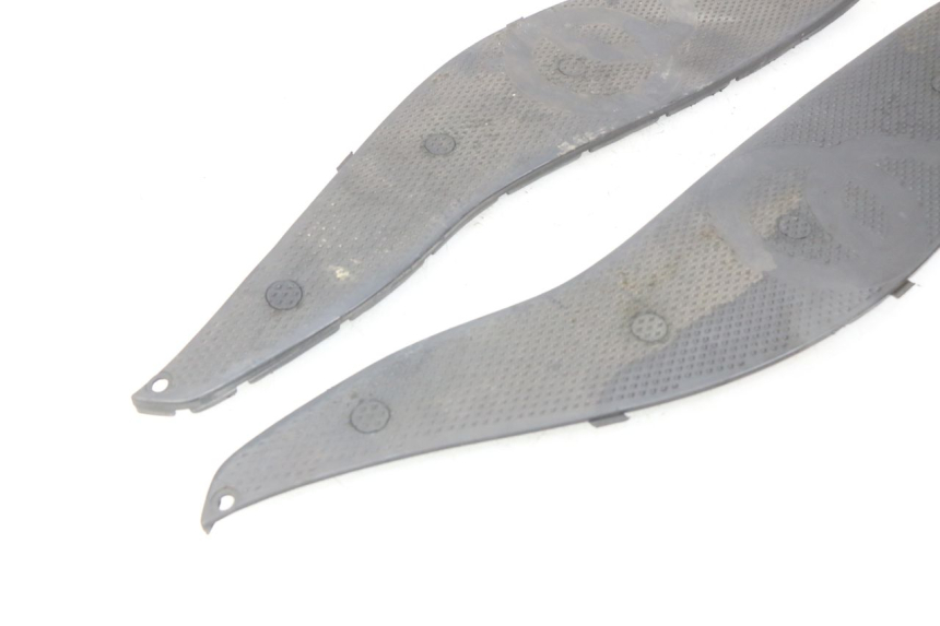 photo de VOETSTEUNMATTEN GILERA NEXUS 125 (2009 - 2013) - Andere kijkhoek