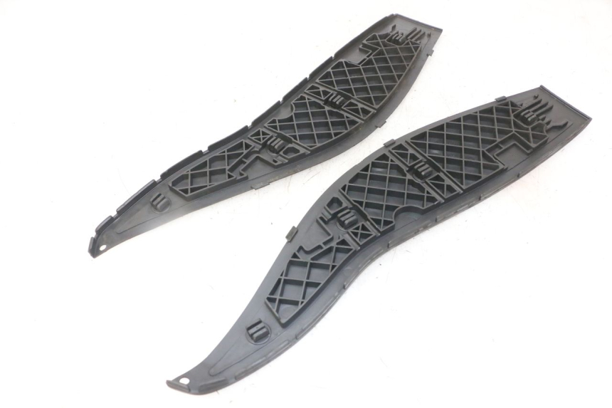 photo de VOETSTEUNMATTEN GILERA NEXUS 125 (2009 - 2013) - Detail van het onderdeel