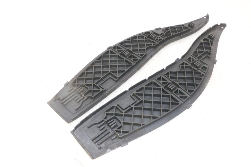 photo de VOETSTEUNMATTEN GILERA NEXUS 125 (2009 - 2013) - Detail van het onderdeel