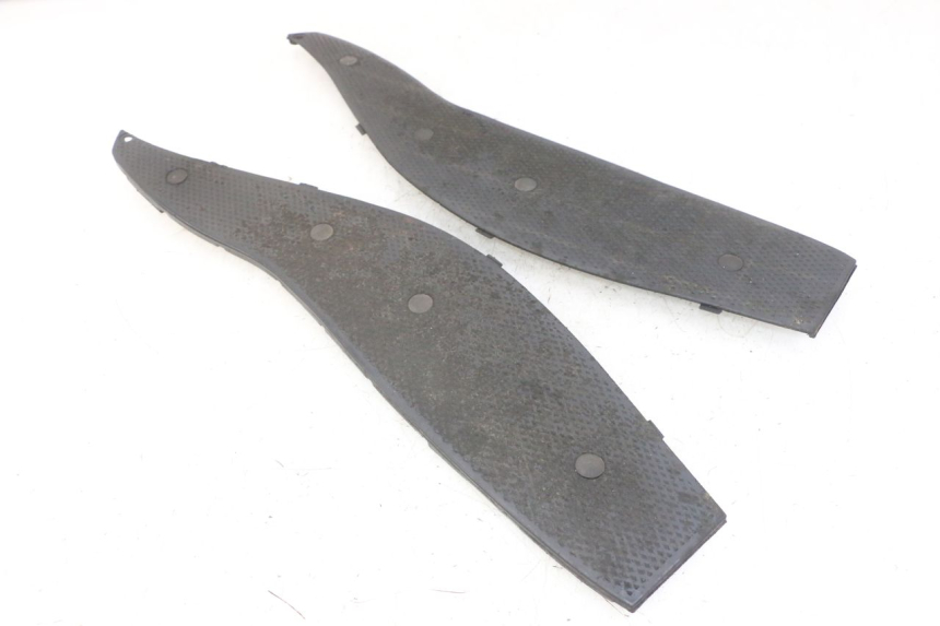 photo de VOETSTEUNMATTEN GILERA NEXUS 125 (2009 - 2013) - Zoom op gebruiksstaat