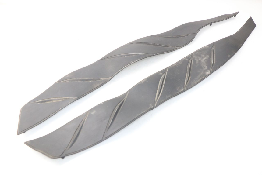 photo de VOETSTEPPENMAT HONDA NSS EX FORZA 250 (2005 - 2013) - Hoofdaanzicht