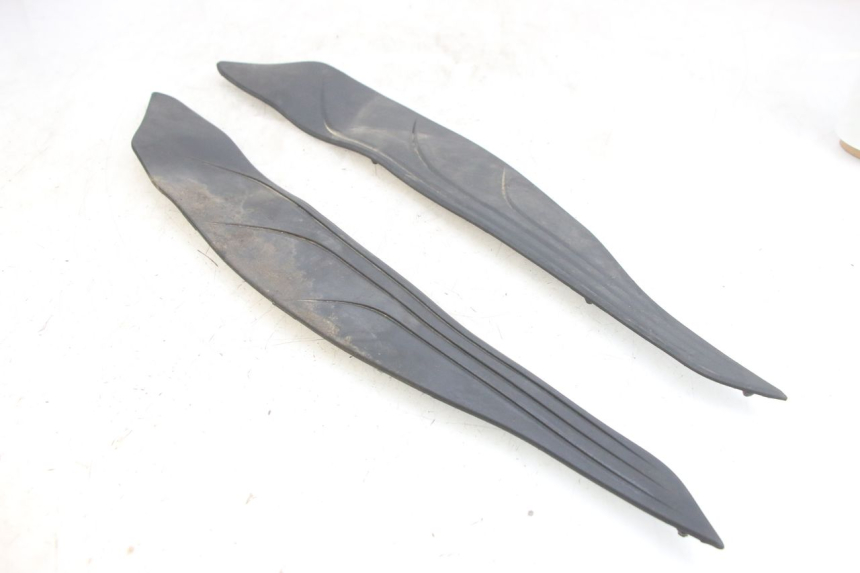 photo de VOETSTEPPENMATTEN HONDA PCX (JF47) 125 (2012 - 2013) - Hoofdaanzicht