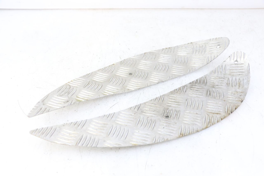 photo de VOETSTEUNMATTEN PEUGEOT ELYSTAR 50 (2002 - 2014) - Hoofdaanzicht