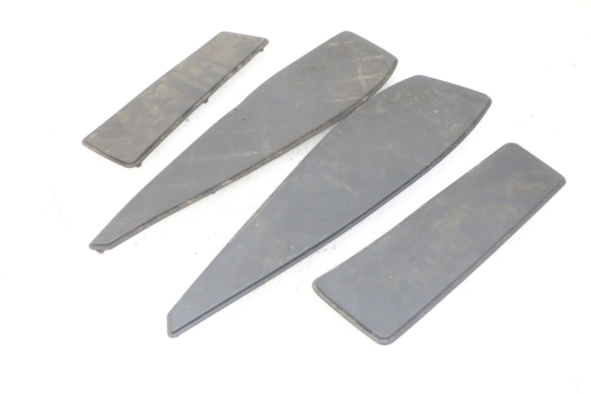 photo de VOETSTEPPENMAT PEUGEOT SATELIS 125 (2013 - 2018) - Hoofdaanzicht