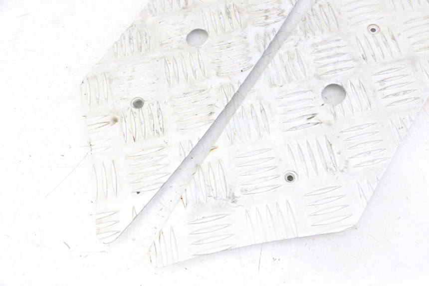 photo de VOETSTEUNMATTEN PEUGEOT STREETZONE I 2T 50 (2018 - 2020) - Technische close-up