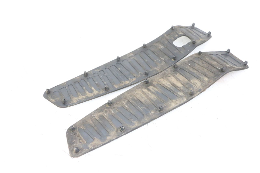 photo de VOETSTEUNMATTEN PIAGGIO MP3 LT 400 (2007 - 2012) - Zoom op gebruiksstaat