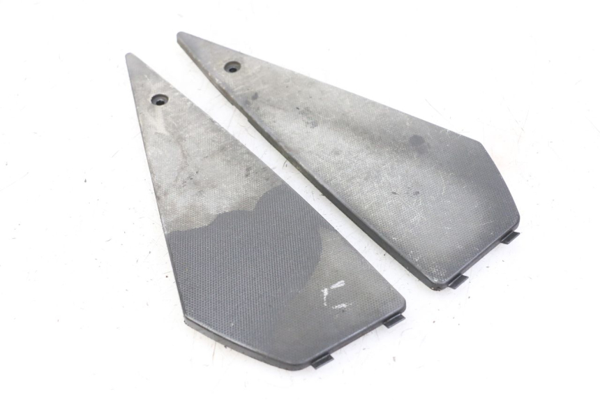 photo de VOETSTEUNMATTEN PIAGGIO NEW TYPHOON 50 (2010 - 2017) - Zoom op gebruiksstaat